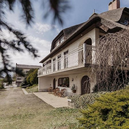 Ferienhaus Schilfvilla Moerbisch Am See Exterior photo